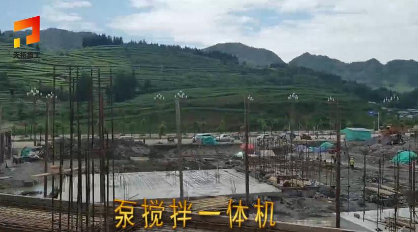 疏忽让混凝土搅拌一体泵车堵管，怪不得人