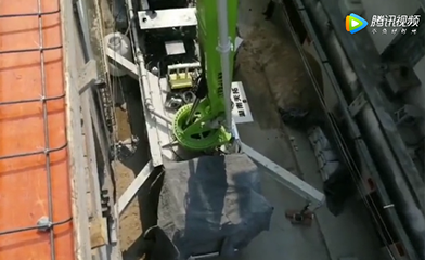 天拓泵车、小型搅拌泵车打商混浇楼面的施工视频