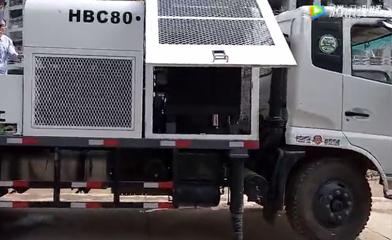 天拓重工混凝土车载泵施工视频